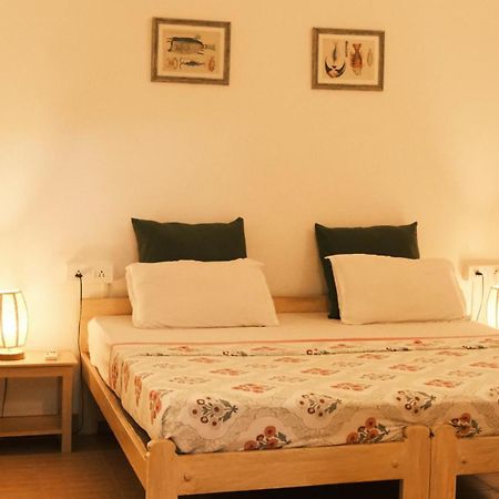Coco Moon Hotel Morjim Eksteriør billede