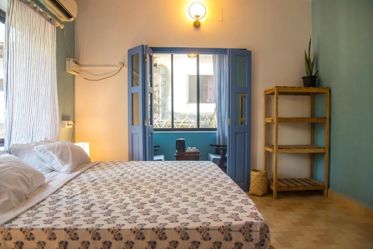 Coco Moon Hotel Morjim Eksteriør billede