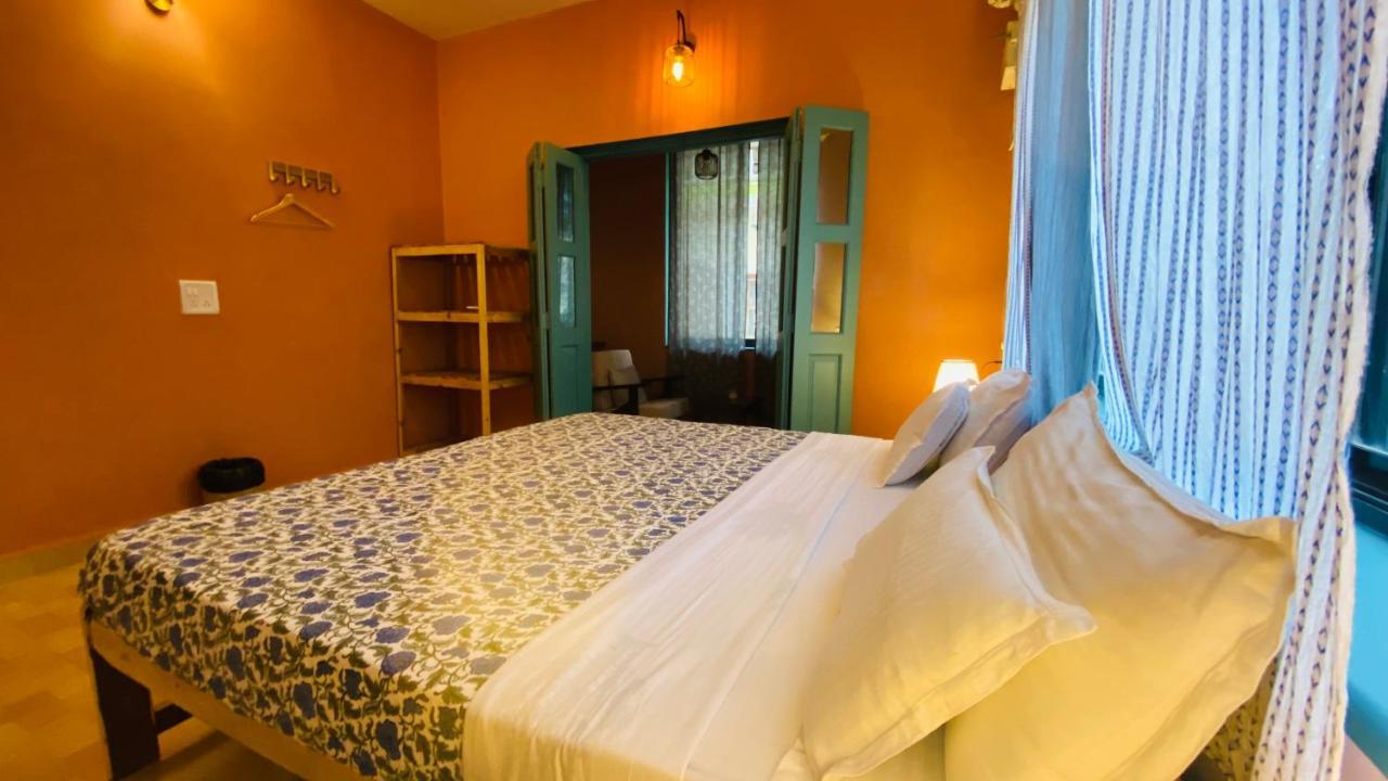 Coco Moon Hotel Morjim Eksteriør billede