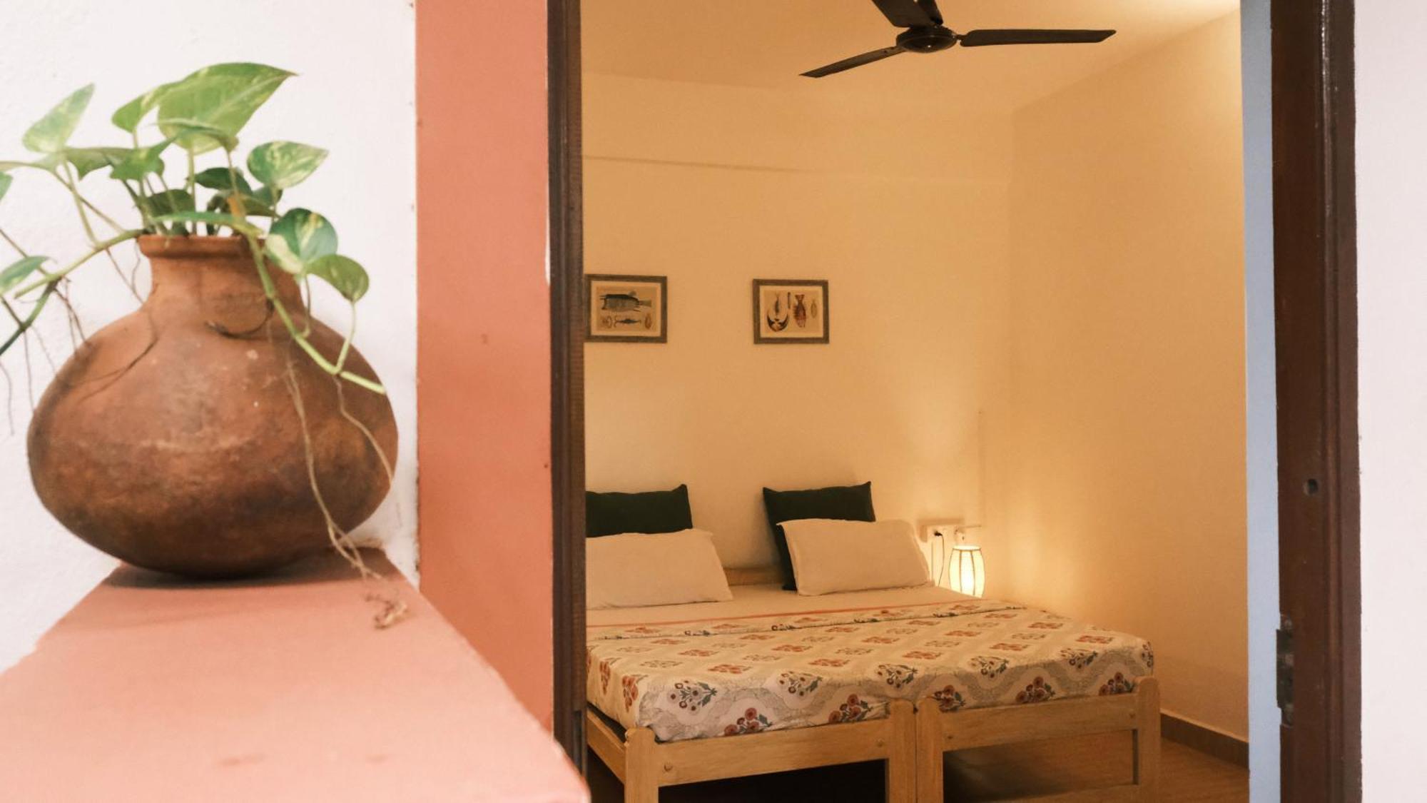Coco Moon Hotel Morjim Eksteriør billede